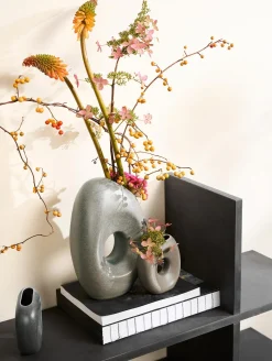 vase, urban