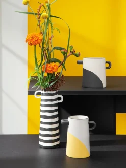 vase, vertikal gestreift